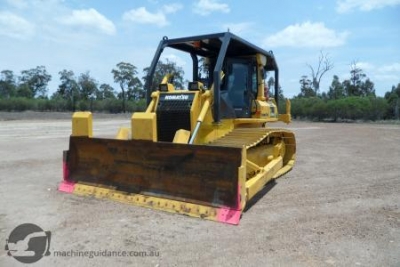 Pipeline C&G Dozer